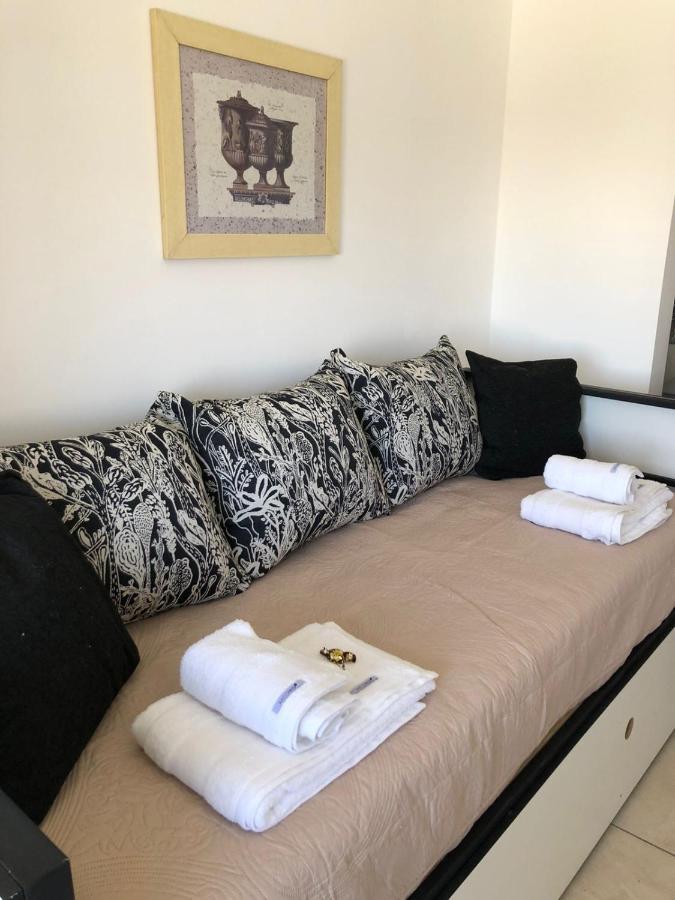 Villa Ober Suites Neuquen Ngoại thất bức ảnh